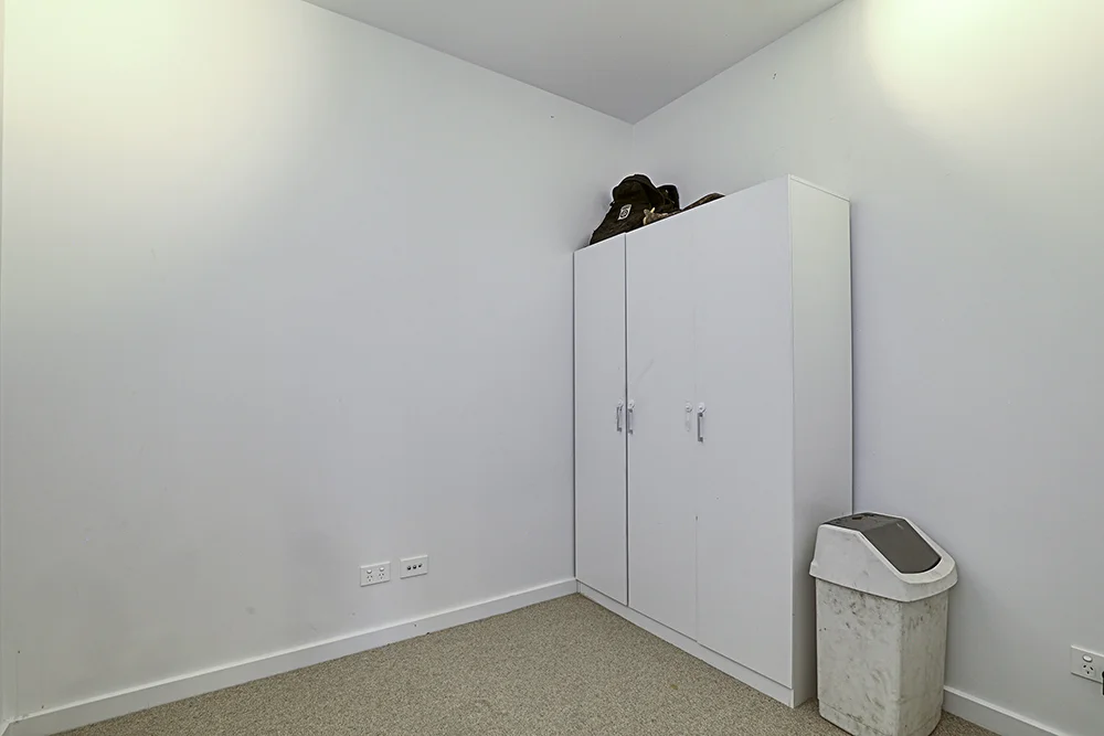 Image 10