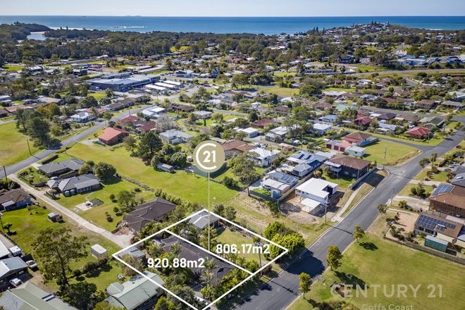 Picture of 31 Crabbe Street, WOOLGOOLGA NSW 2456