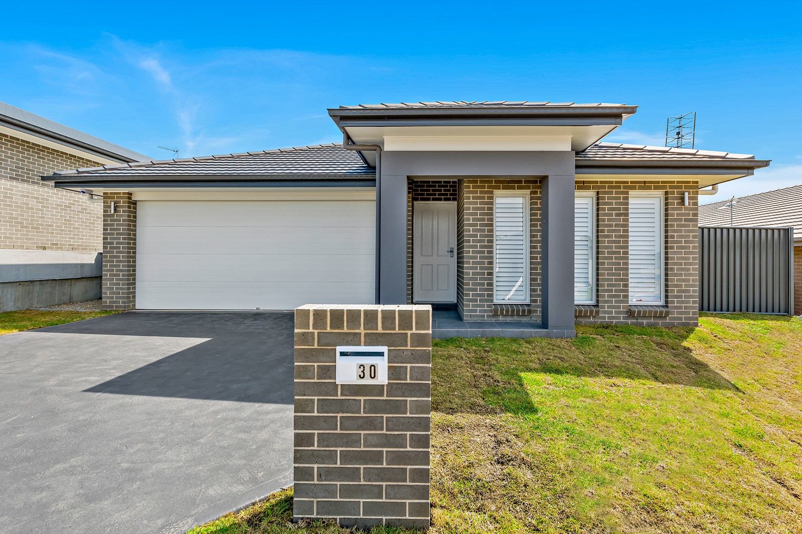 30 Crystal Avenue, Horsley NSW 2530, Image 0