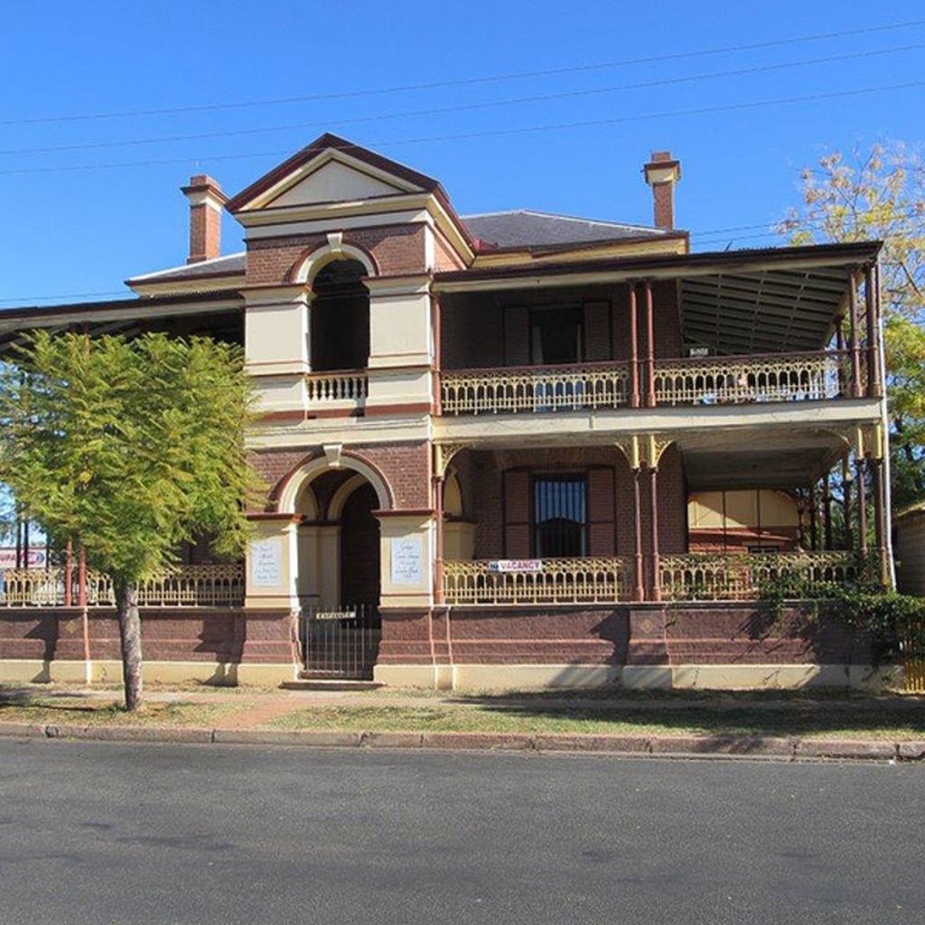 17 Oxley St, Gidgee Guest House, Bourke NSW 2840 House For Sale Domain