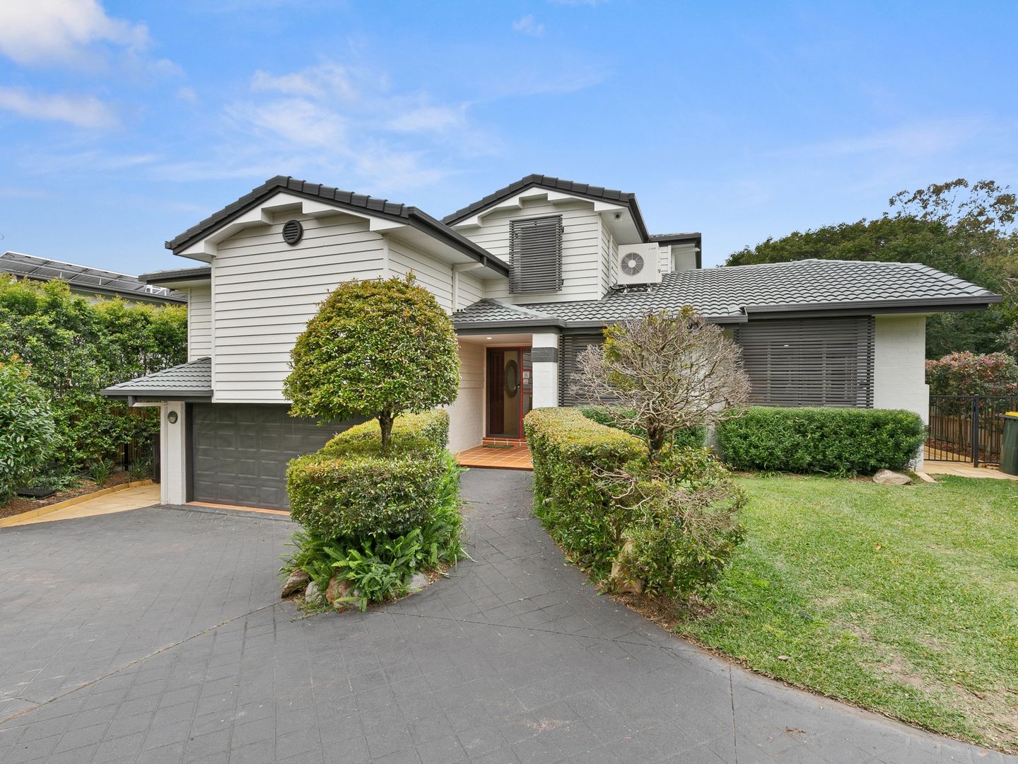 34 Kingfisher Crescent, Belmont Property History & Address Research