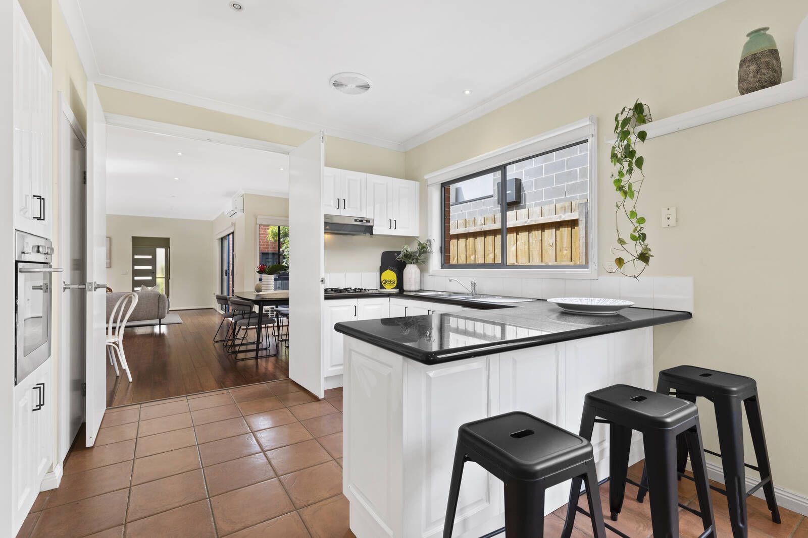 1/24 Parsons Street, Mordialloc VIC 3195, Image 2