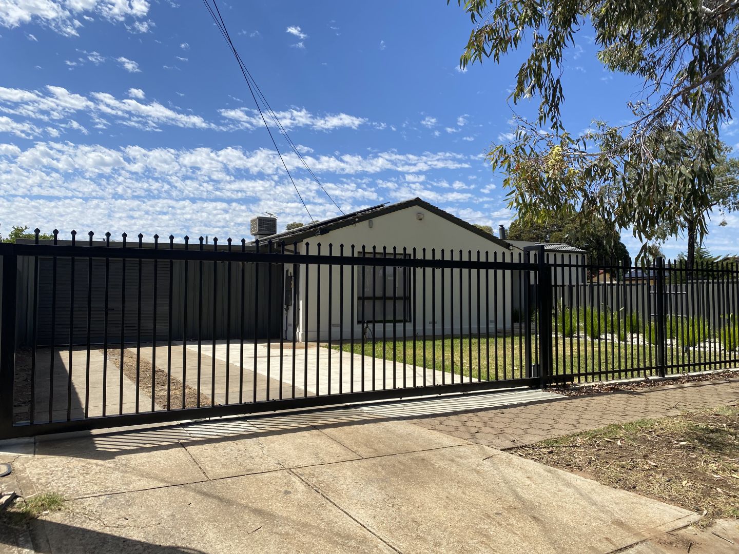 1 Tura Avenue, Salisbury Nort Property History & Address Research