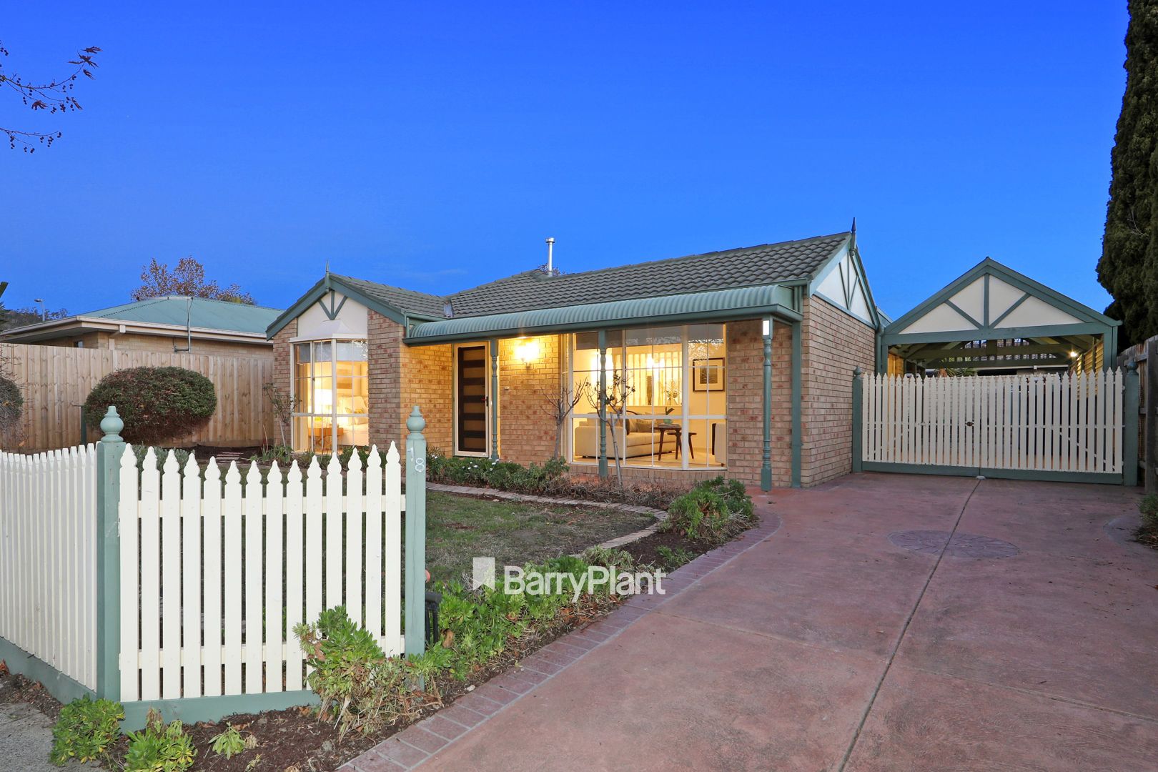 18 Farview Drive, Rowville VIC 3178