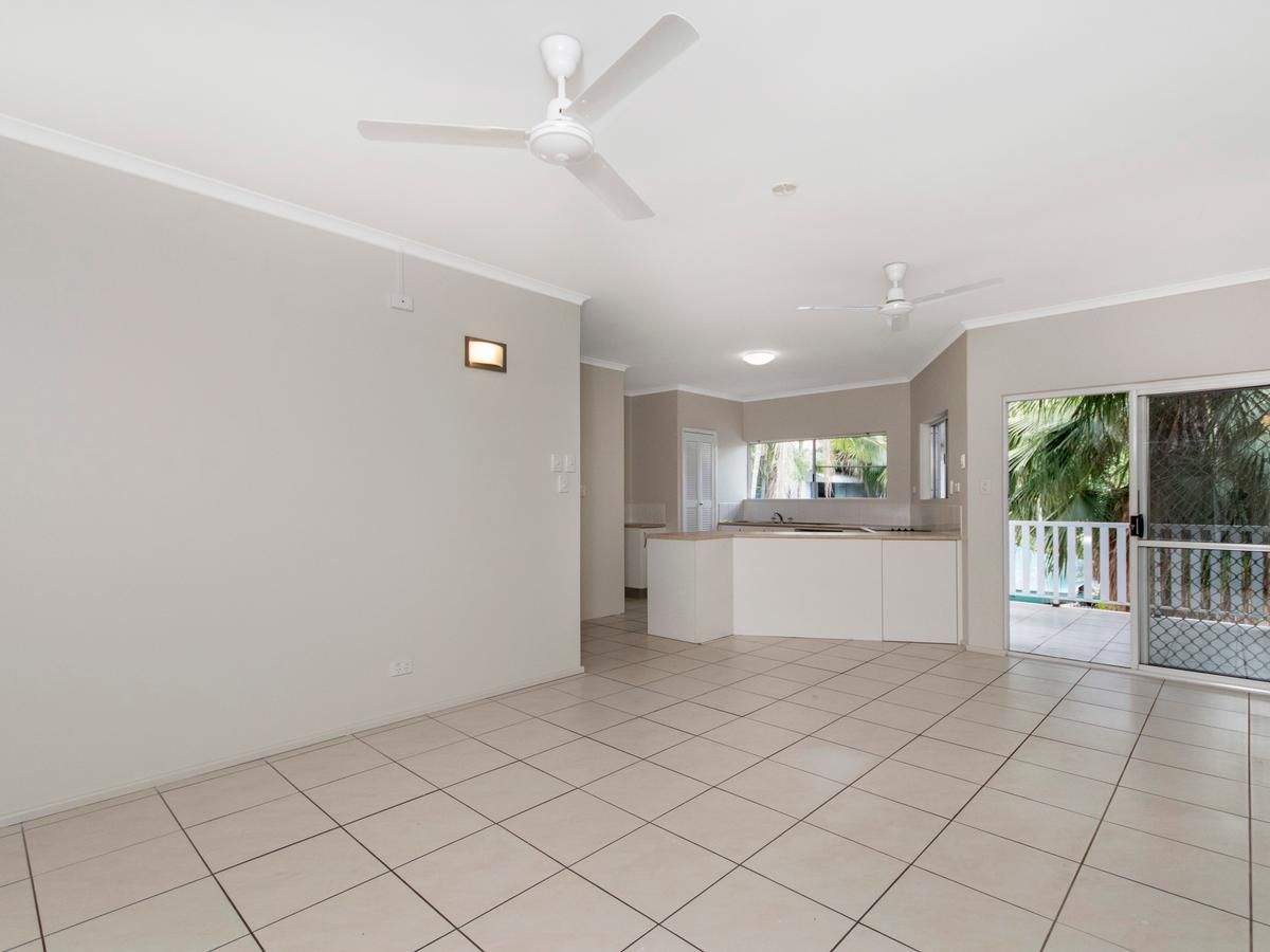 15/8-14 Rose Street, Westcourt QLD 4870, Image 2