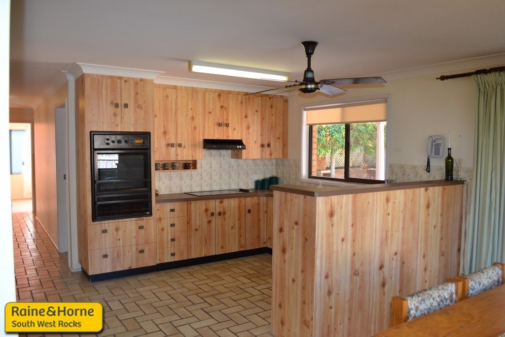 50 Cardwell Street, Arakoon NSW 2431, Image 2