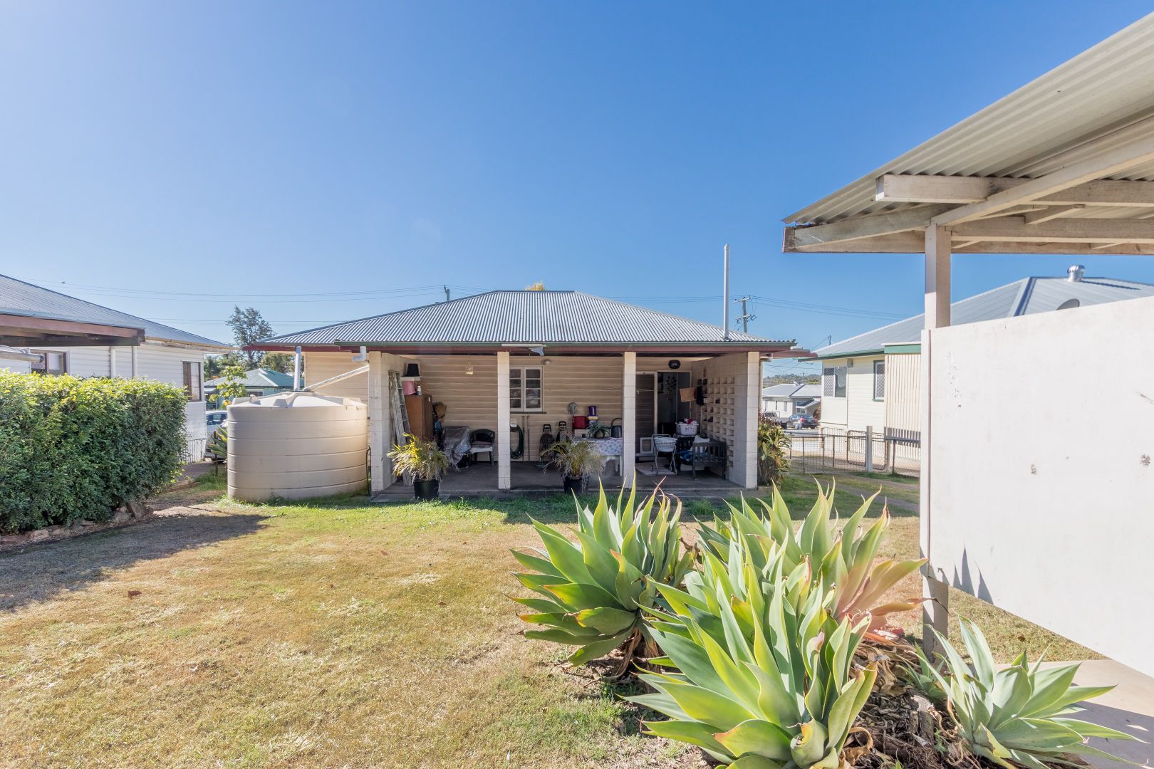 177 GLEBE ROAD, Silkstone QLD 4304, Image 1