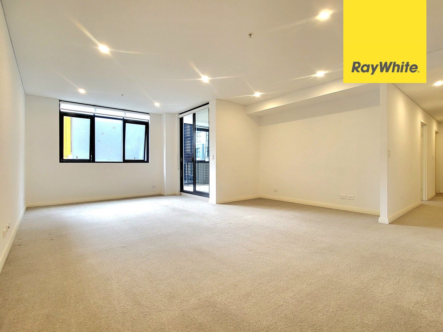 2 bedrooms Apartment / Unit / Flat in C4307/1 Hamilton Cres. MEADOWBANK NSW, 2114