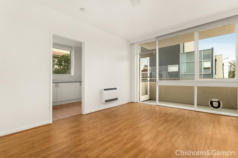 8/82 Dickens Street, Elwood VIC 3184, Image 1