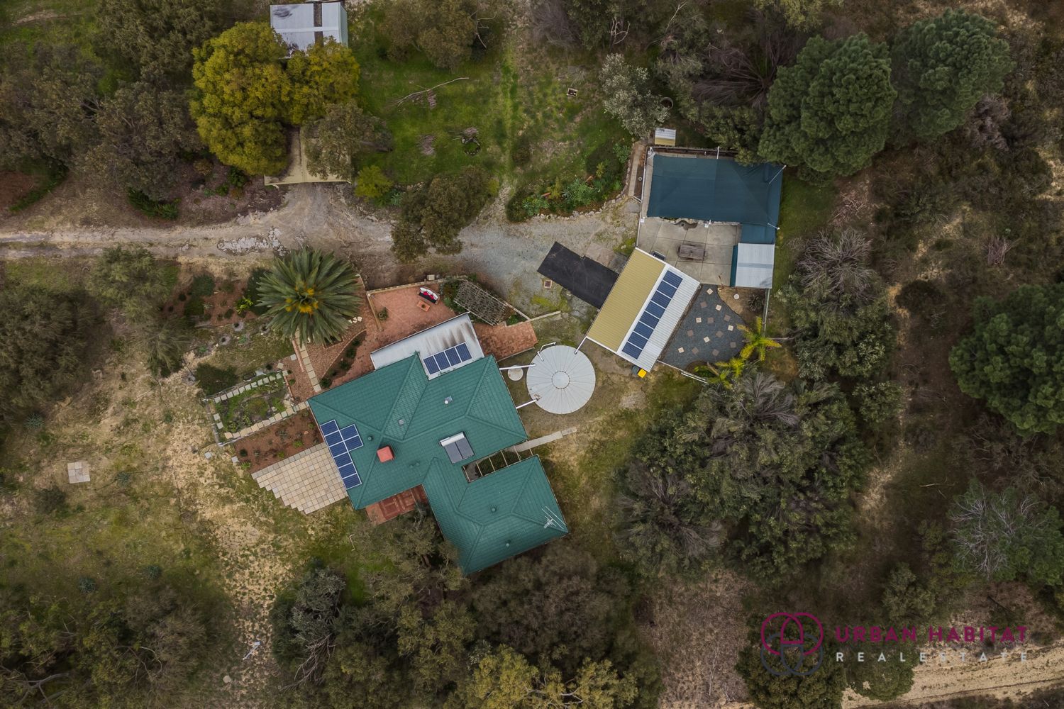 4 bedrooms Acreage / Semi-Rural in 6 Bruce Court WELLARD WA, 6170