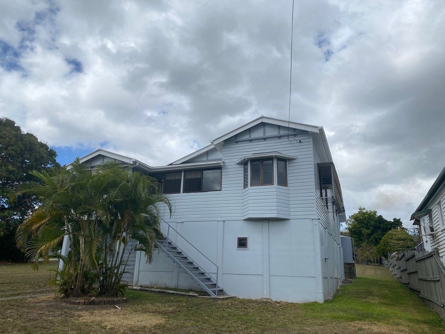 2 bedrooms House in 13 Range Road SARINA QLD, 4737