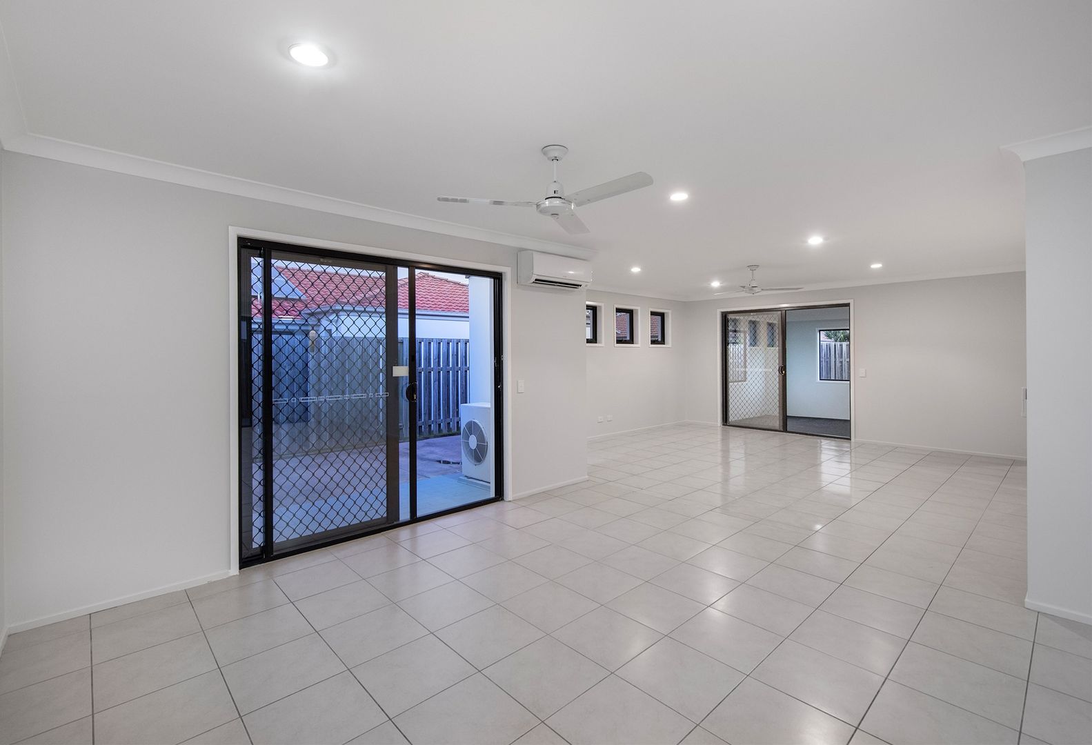 21 Aquatic Street, Berrinba QLD 4117, Image 1