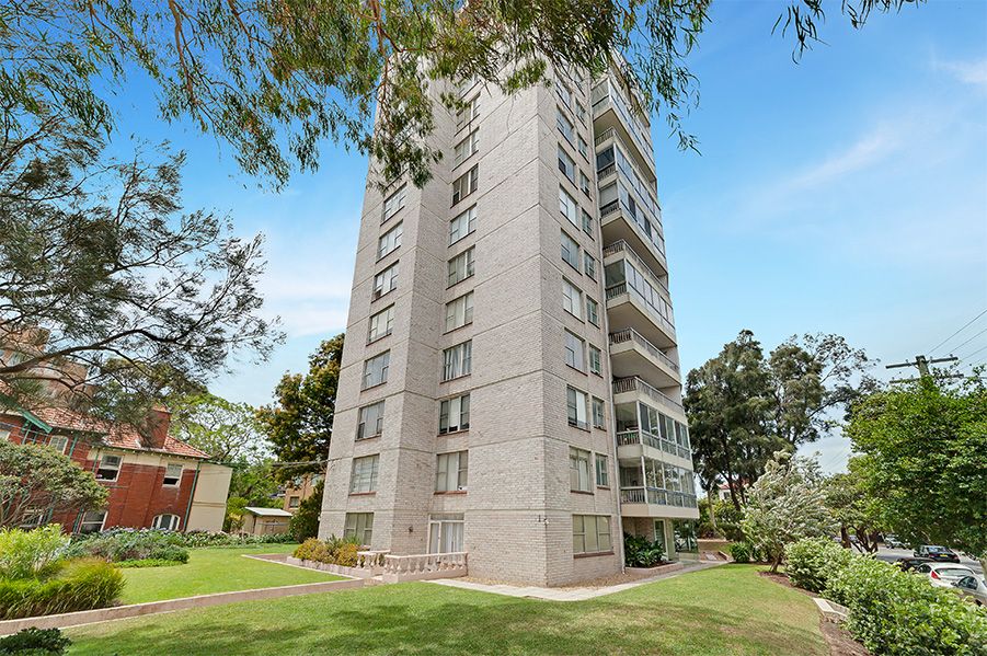 1 bedrooms Apartment / Unit / Flat in 303/1 Watson Street NEUTRAL BAY NSW, 2089