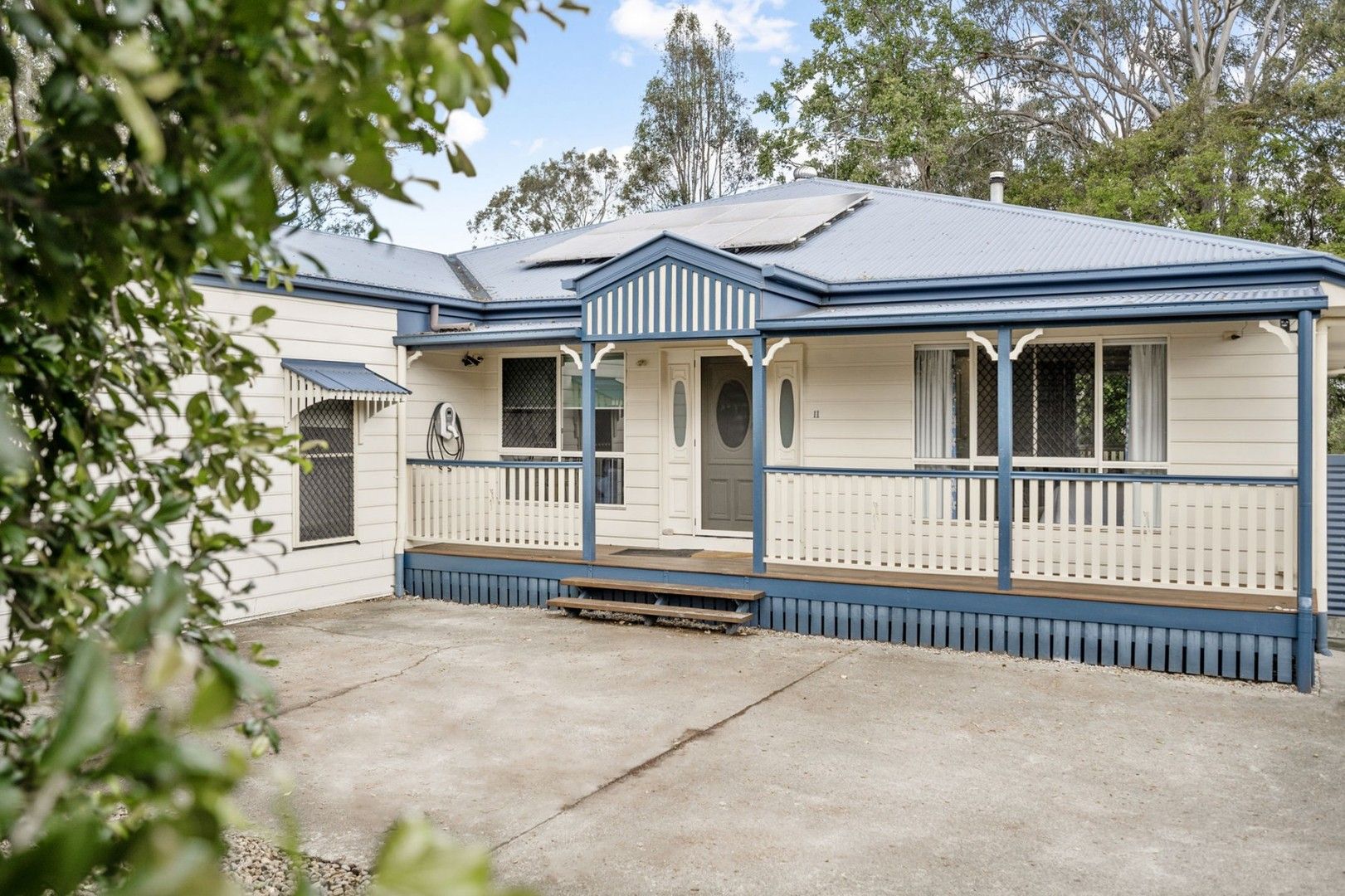 5 bedrooms House in 11 Rolls Royce Court JOYNER QLD, 4500