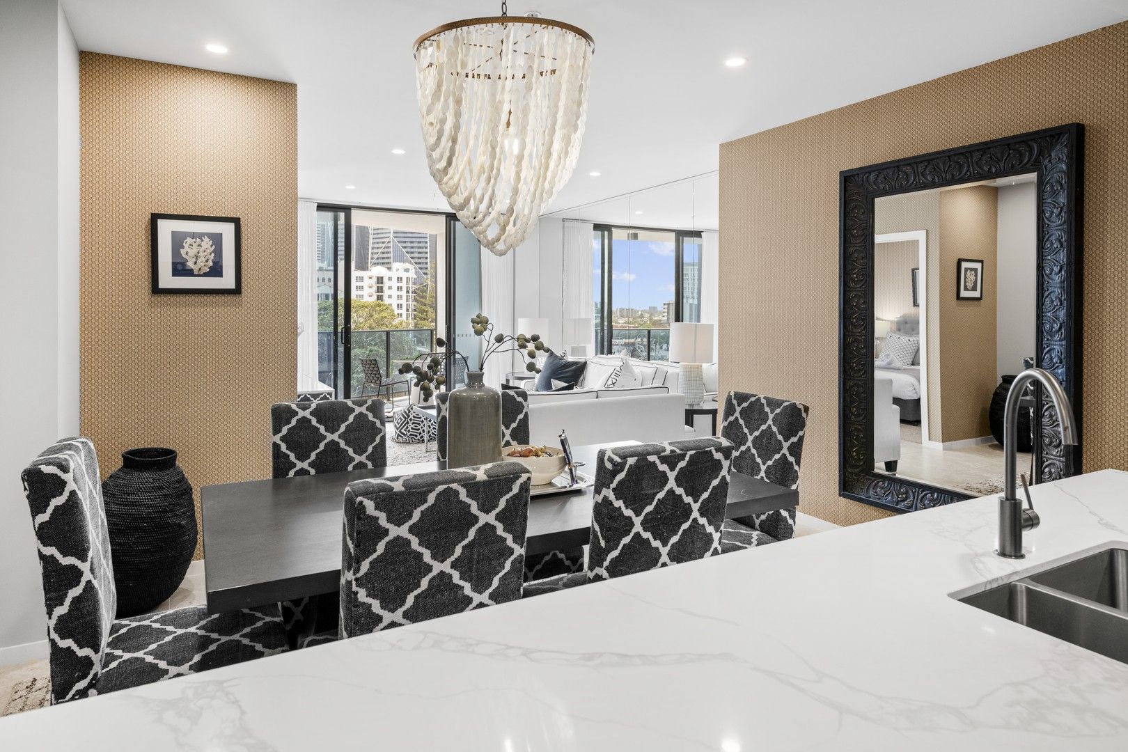 2 bedrooms Apartment / Unit / Flat in 502/28-30 Second Avenue BROADBEACH QLD, 4218