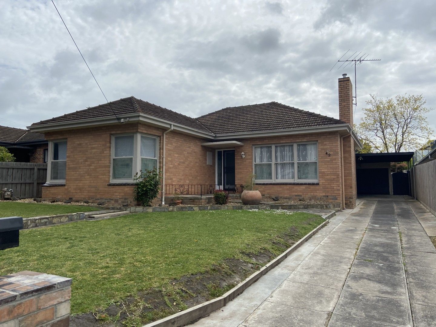 3 bedrooms House in 42 Sydenham Avenue MANIFOLD HEIGHTS VIC, 3218