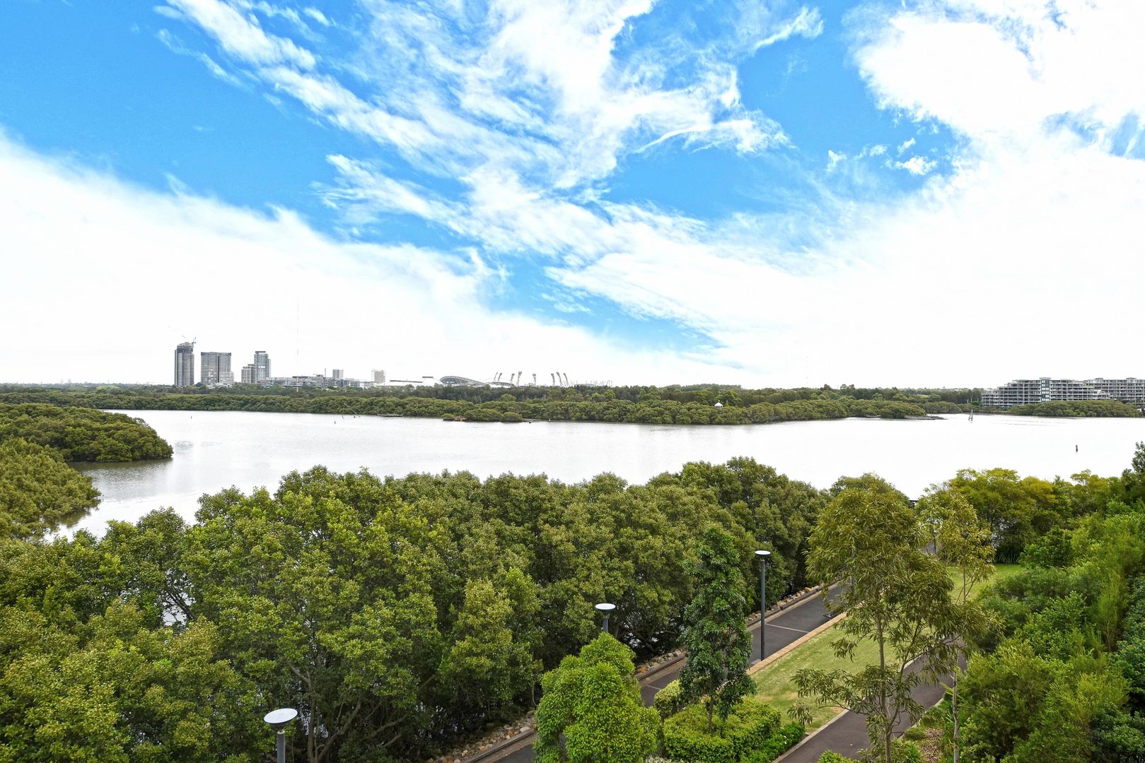 404/2 Shoreline Drive, Rhodes NSW 2138, Image 1