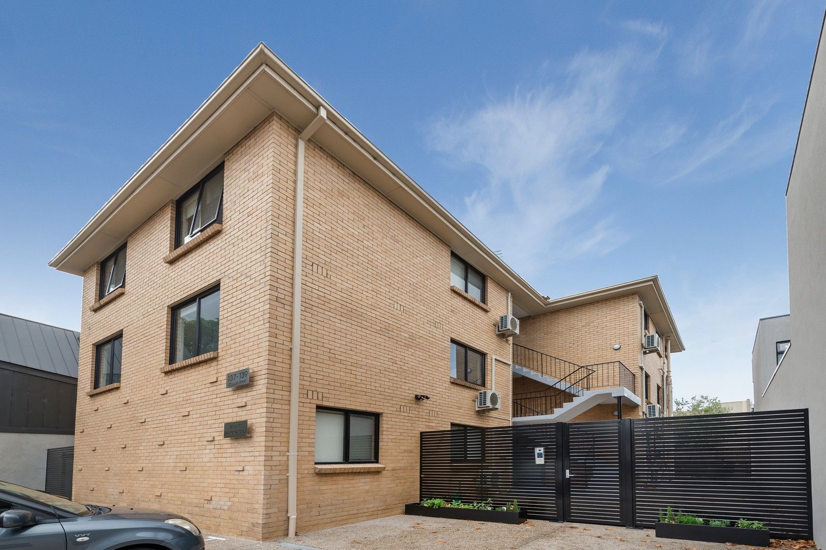 2 bedrooms Apartment / Unit / Flat in 4/137 Coppin Street RICHMOND VIC, 3121