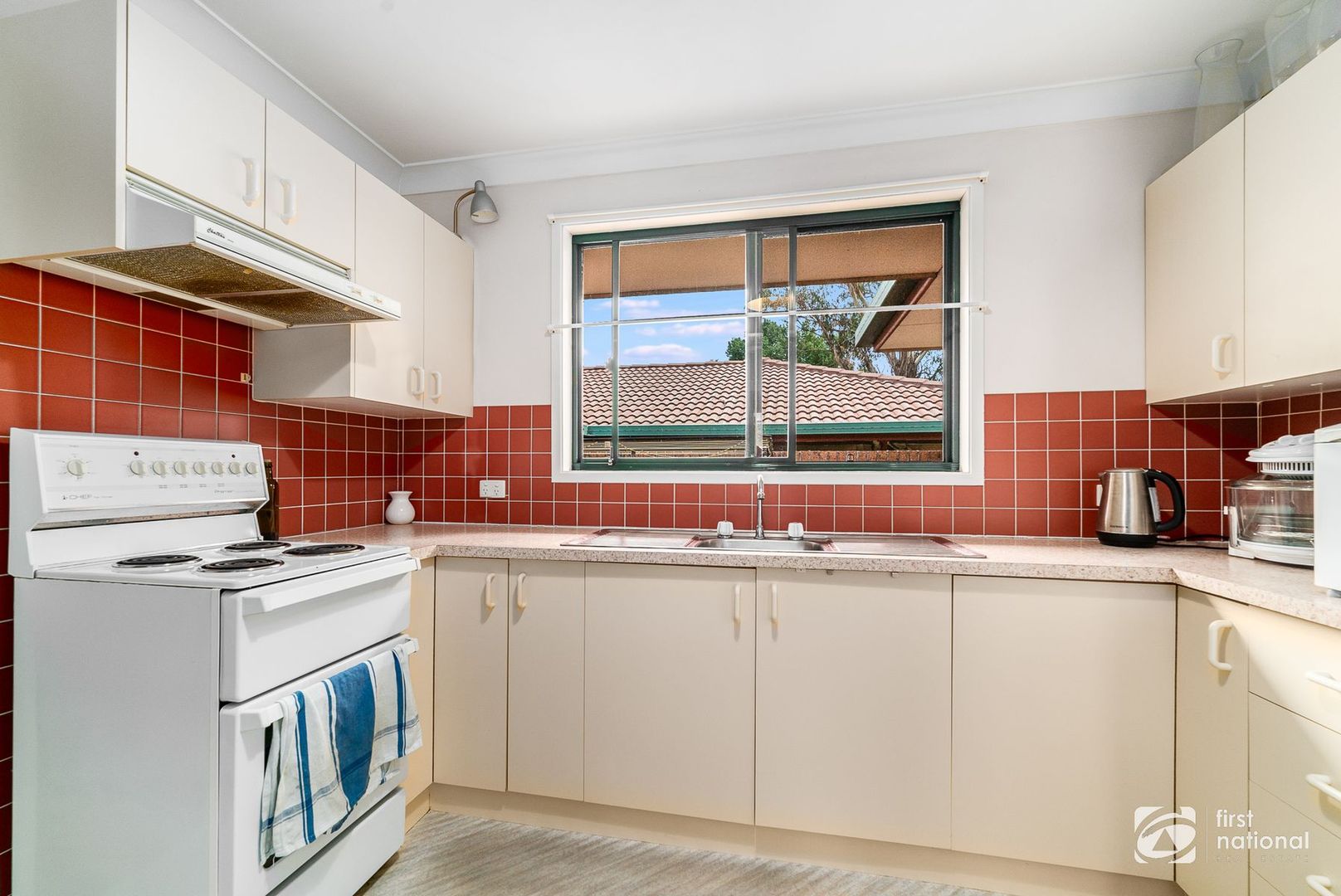 1/24 Ash Tree Drive, Armidale NSW 2350, Image 2