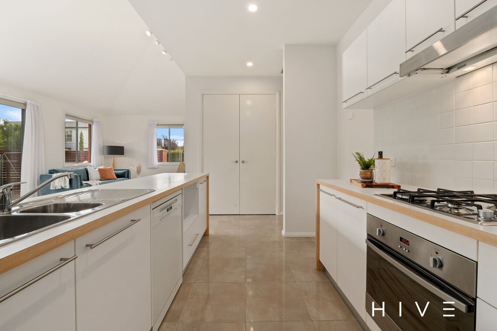 19 Horneville Street, Forde ACT 2914, Image 2