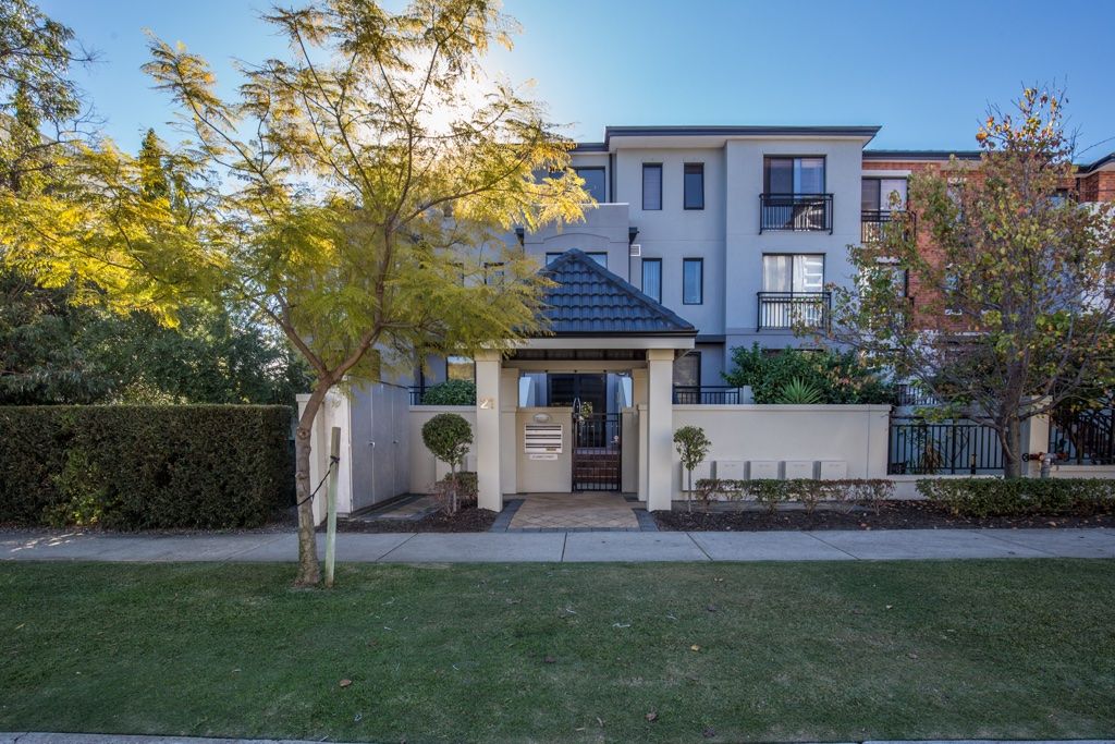 3 bedrooms Apartment / Unit / Flat in 1/21 Hardy Street SOUTH PERTH WA, 6151