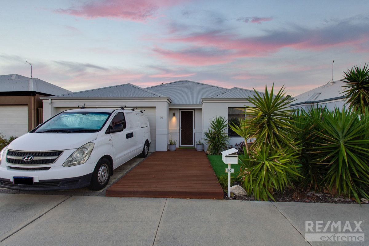 3 bedrooms House in 10 Duyfken Road JINDALEE WA, 6036