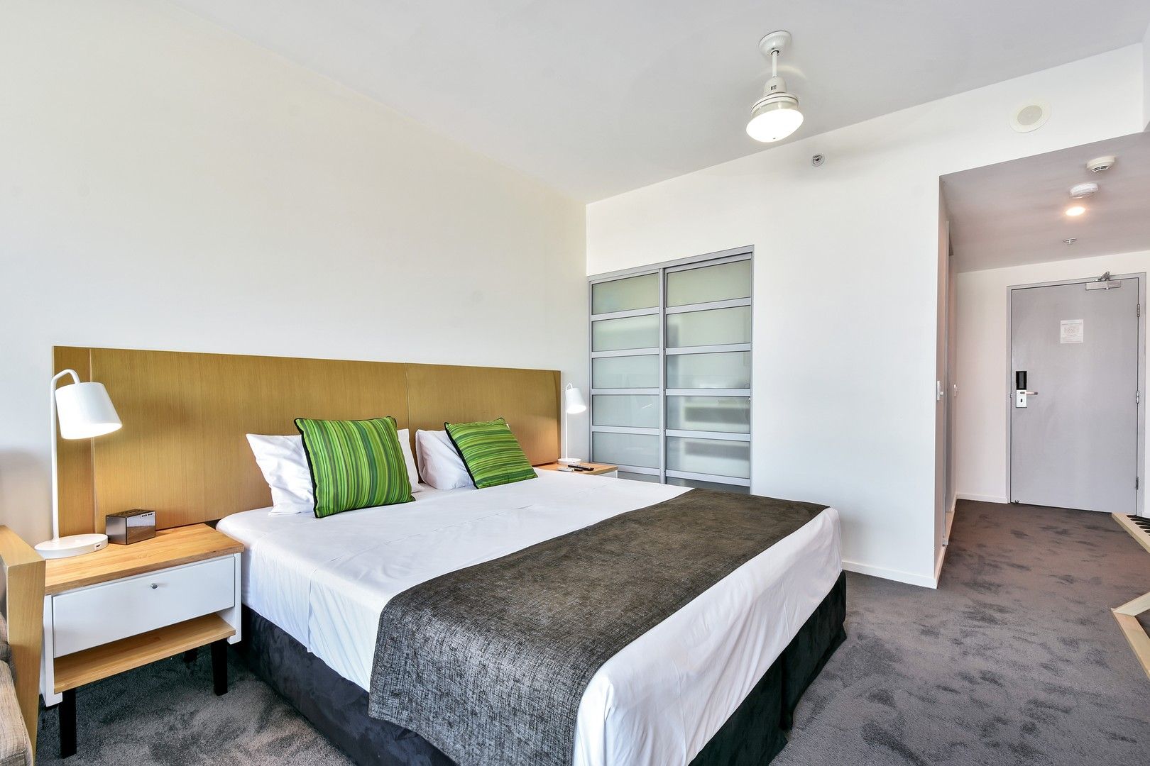 1 bedrooms Apartment / Unit / Flat in 1517/43 Knuckey Street DARWIN CITY NT, 0800