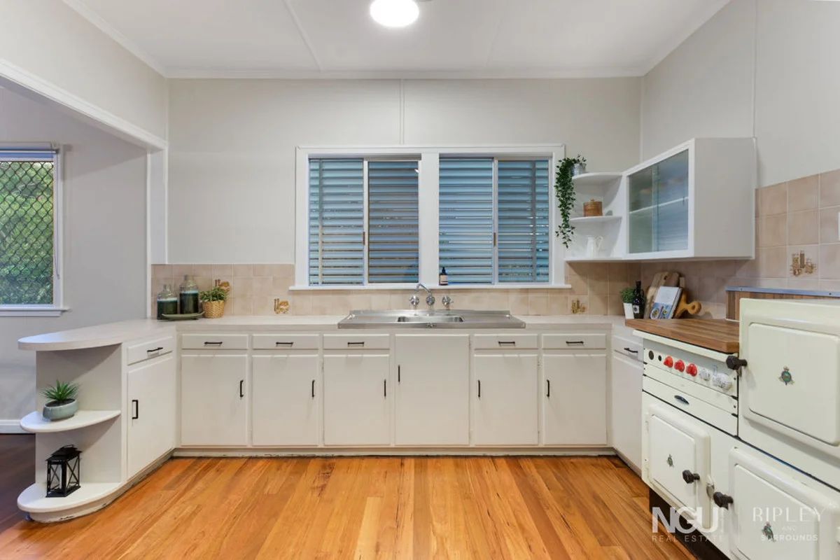 Additional image 12 of 24 Crown Street, Silkstone QLD 4304