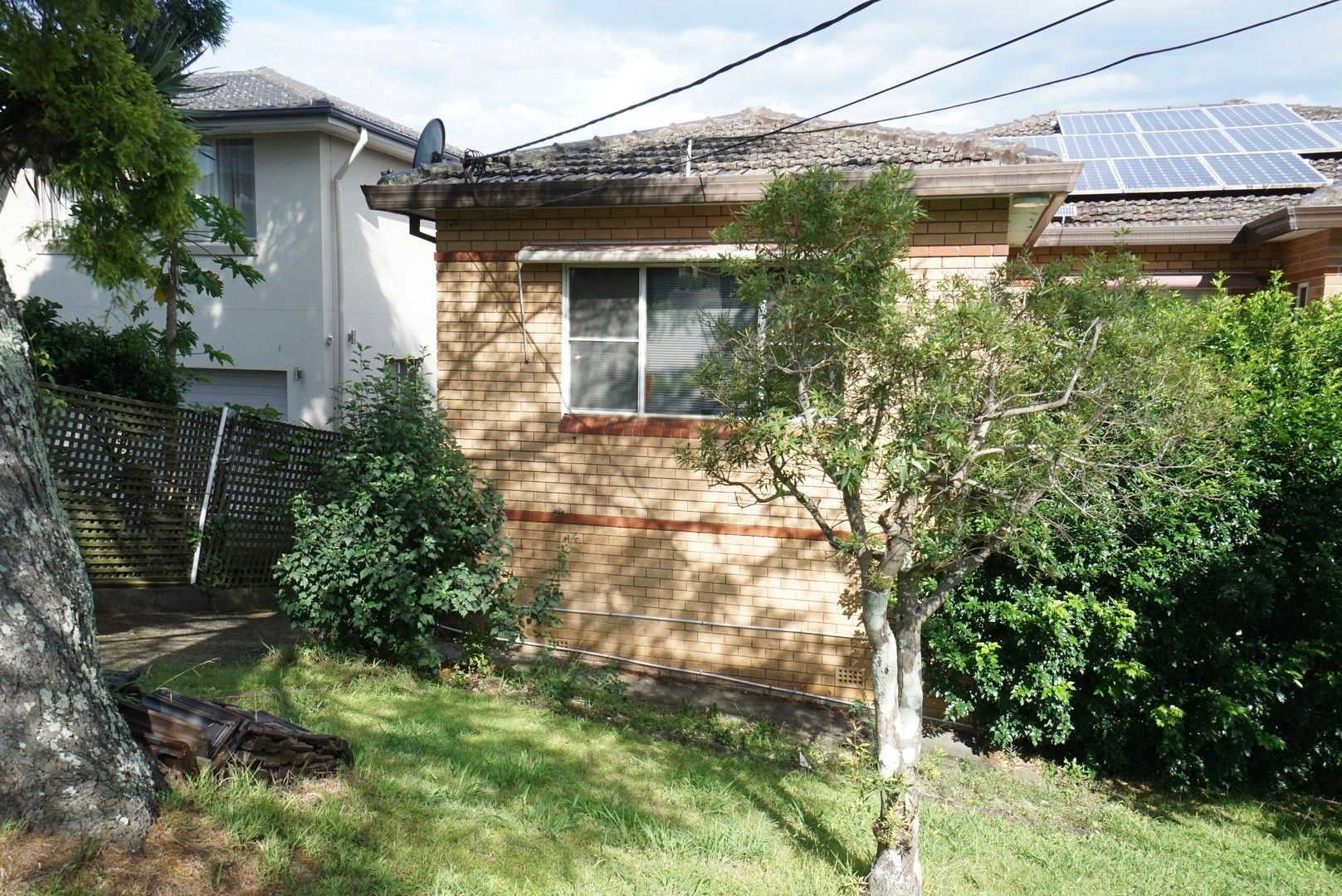 2 bedrooms Apartment / Unit / Flat in 3/8 Wilding MARSFIELD NSW, 2122