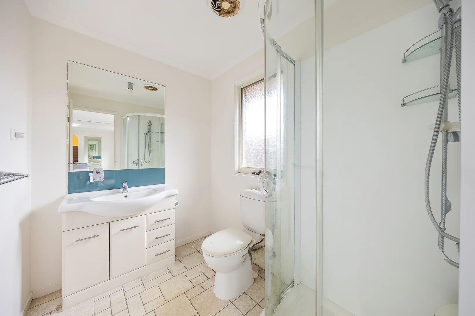 Additional image 10 of 453 Centre Road, Berwick VIC 3806