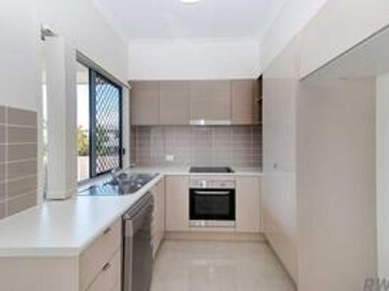 2/8 Nike Court, Wulkuraka QLD 4305, Image 1