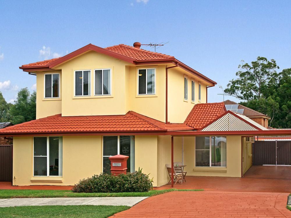 5 bedrooms House in 34 Tuncurry  Street BOSSLEY PARK NSW, 2176