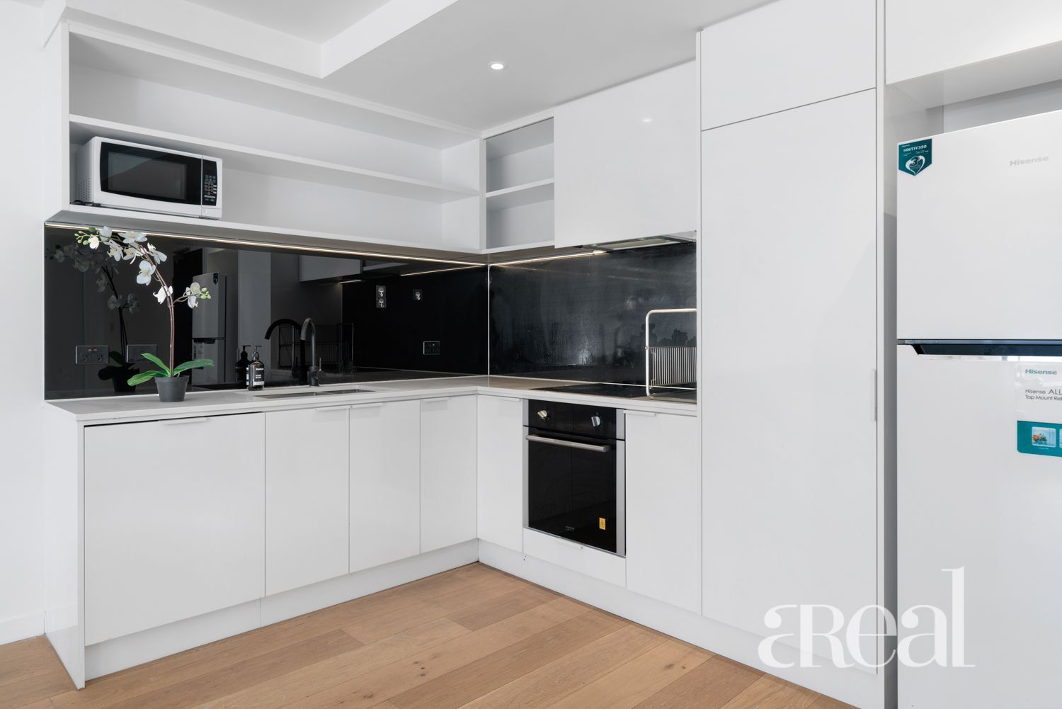 2 bedrooms Apartment / Unit / Flat in 613/22 Barkly Street BRUNSWICK EAST VIC, 3057