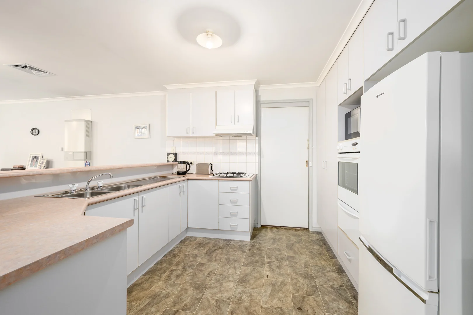 Additional image 4 of 1 & 2/60 Callister Street, Shepparton VIC 3630