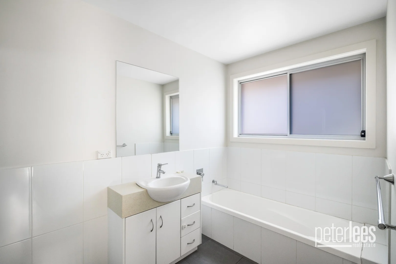 Additional image 12 of 2/8 Maiden Place, Newnham TAS 7248