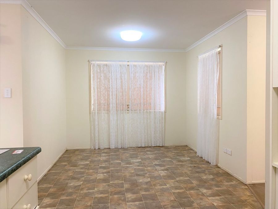 49 Strathconan Drive, Glenvale QLD 4350, Image 2