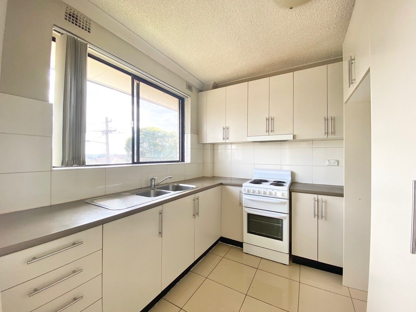 2 bedrooms Apartment / Unit / Flat in 5/71 Macquarie Road AUBURN NSW, 2144