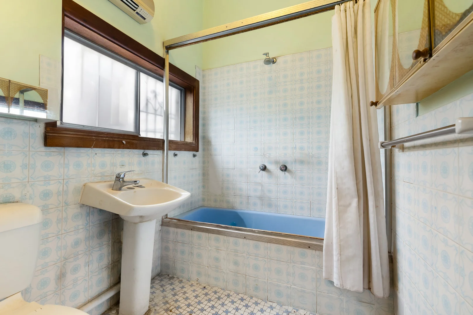 Additional image 8 of 13 Undercliffe Road, Earlwood NSW 2206