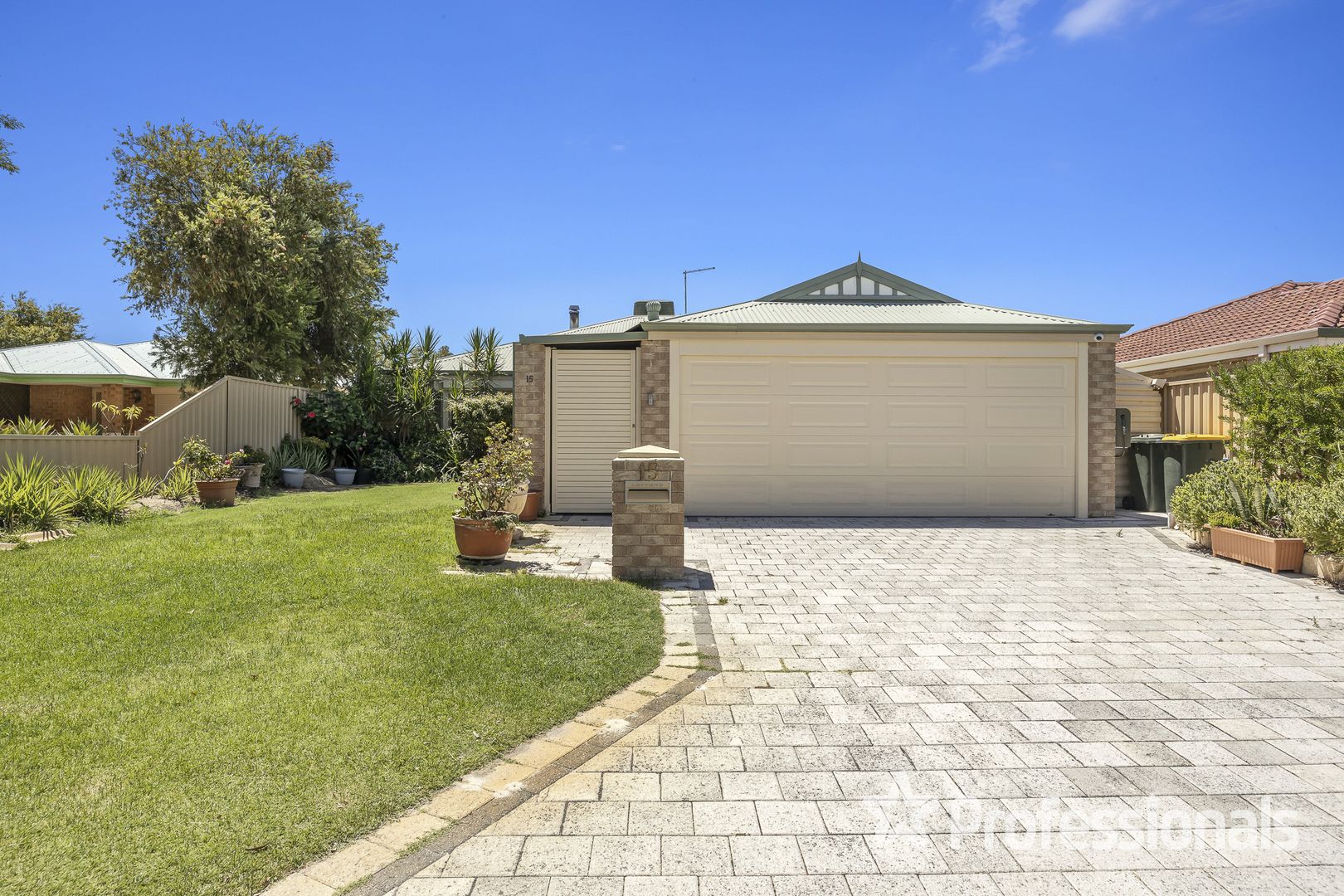 15 Naturaliste Grove, Ballajura WA 6066, Image 1