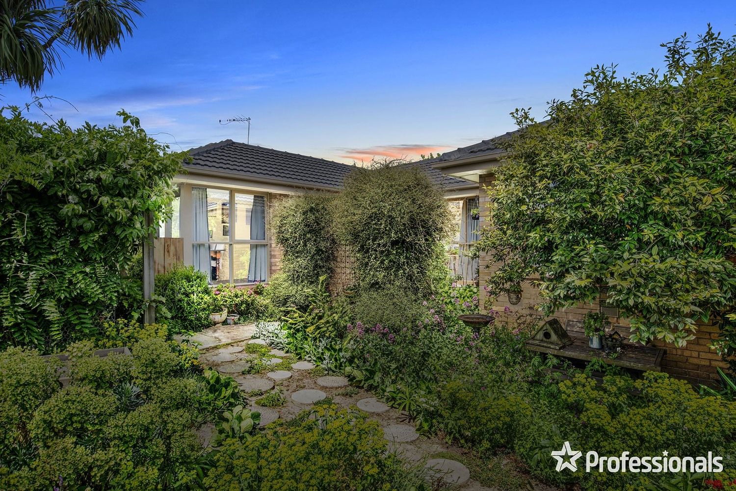 24 Durham Road, Kilsyth VIC 3137, Image 0