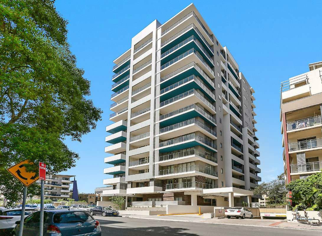 2 bedrooms Apartment / Unit / Flat in 1303/2 Lachlan Street LIVERPOOL NSW, 2170