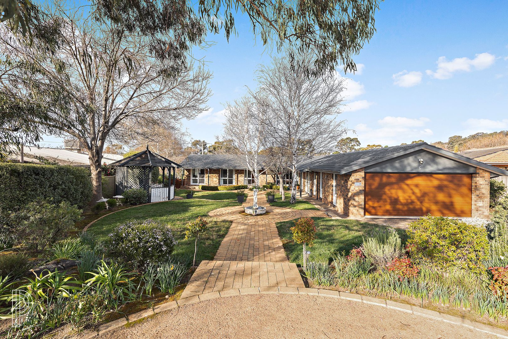 6 Andrea Place, Bonython ACT 2905, Image 2