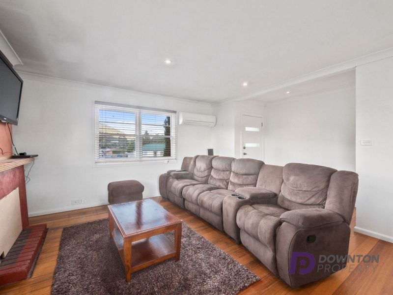 1/2 Crozier Place, Warrane TAS 7018, Image 2