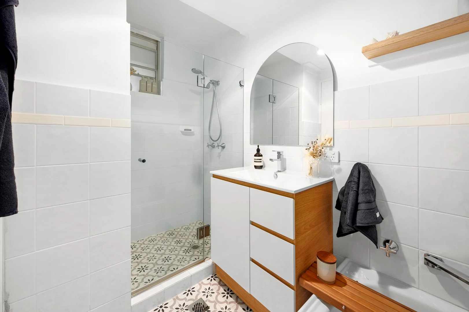 Additional image 8 of 10/14 Campbell Parade, Manly Vale NSW 2093