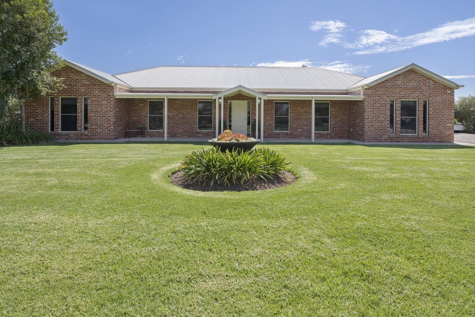 6 Hocking Drive, Swan Hill VIC 3585, Image 0