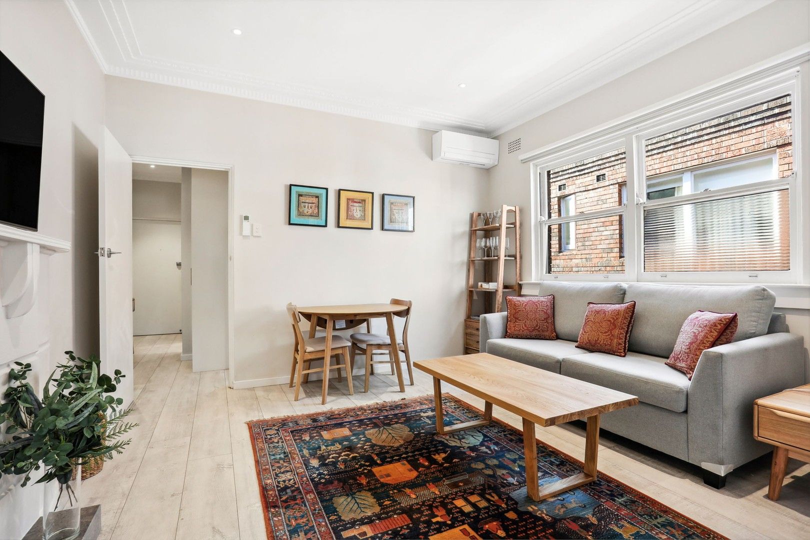 1 bedrooms Apartment / Unit / Flat in 4/2 Paul Street BONDI JUNCTION NSW, 2022