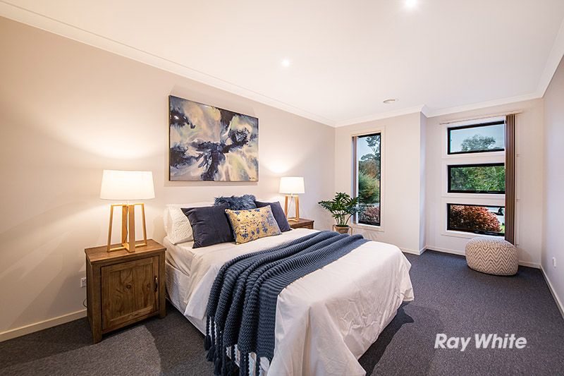 15 Ogle Way, Cranbourne North VIC 3977, Image 0