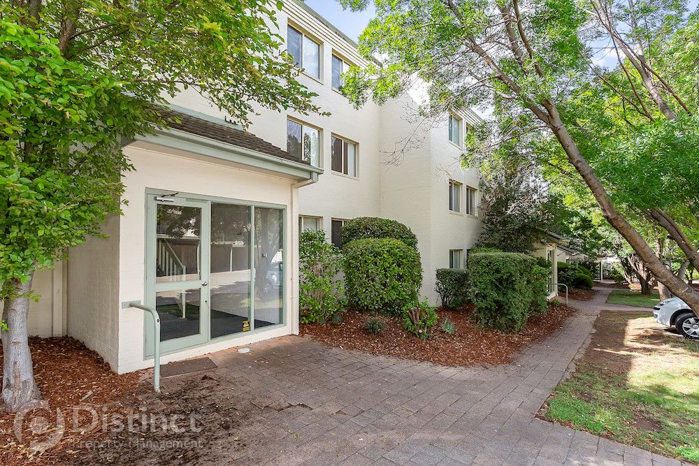 4/30 Bootle Place, Phillip ACT 2606, Image 1