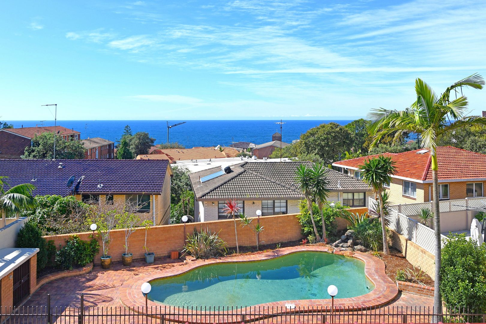 29 Fowler Crescent, South Coogee NSW 2034, Image 2