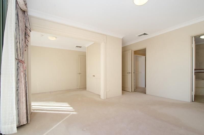 3/8 Spring Street, BONDI JUNCTION NSW 2022, Image 2